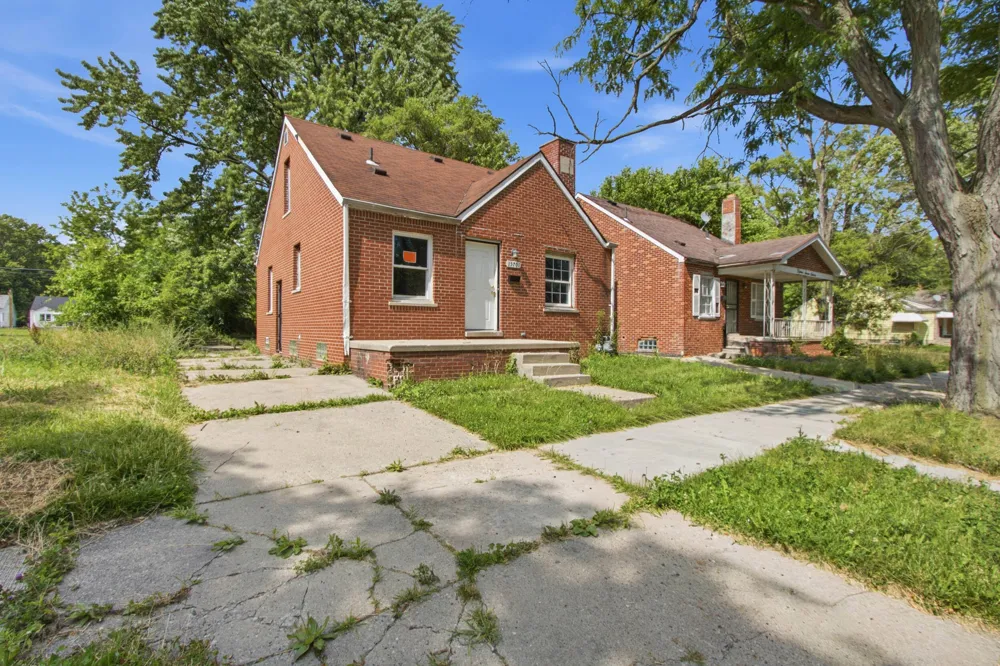 15701 Rossini Drive Detroit City, MI 48205