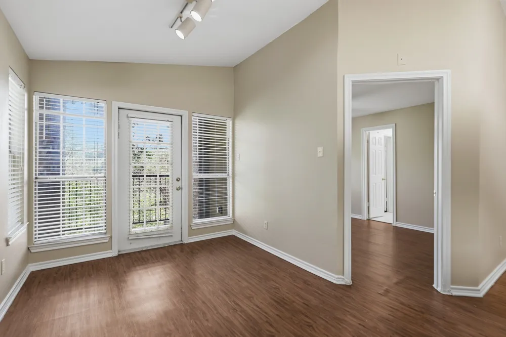 6804 Capital Of Texas Highway #422 Austin, TX 78731