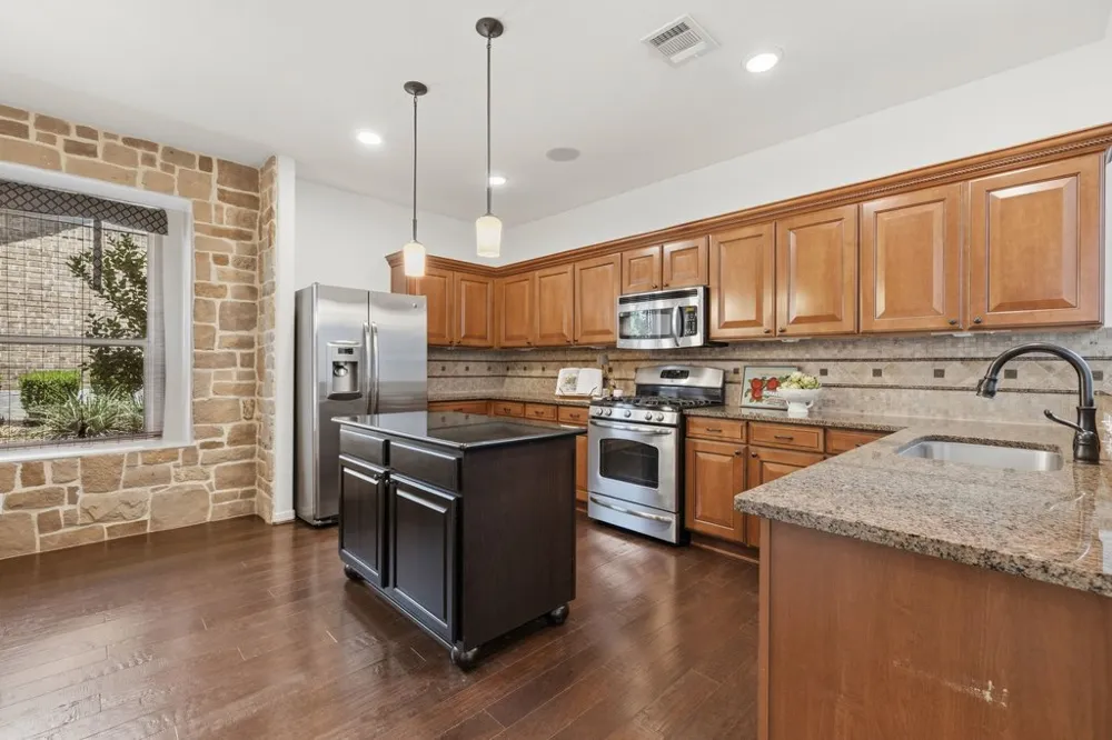 245 Razzmatazz Trail Buda, TX 78610