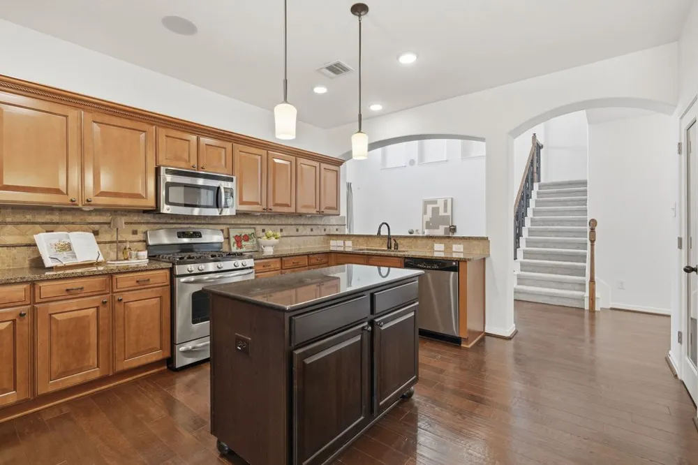 245 Razzmatazz Trail Buda, TX 78610