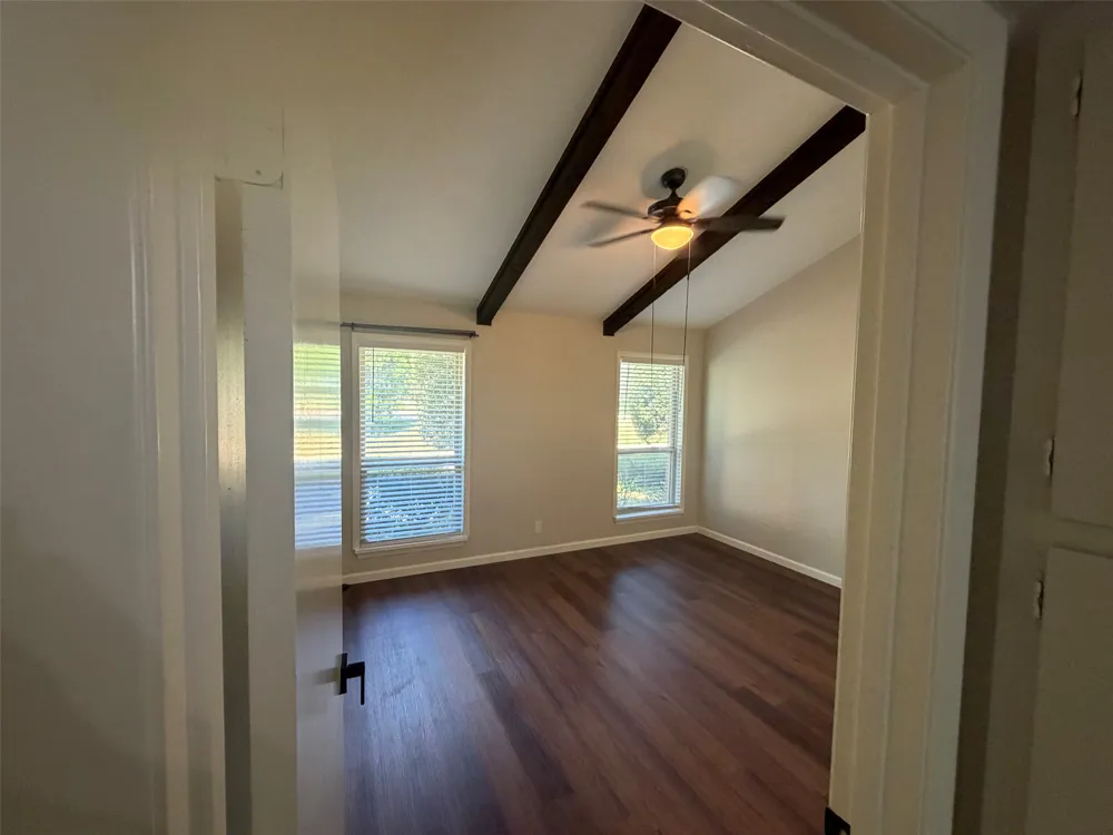 224 Lido Street #J3 Lakeway, TX 78734