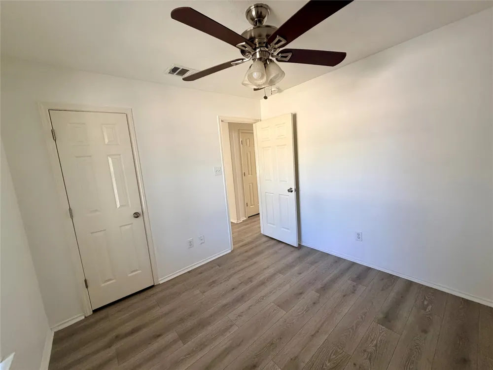 1148 Shadow Creek Boulevard Buda, TX 78610