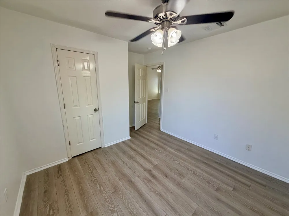 1148 Shadow Creek Boulevard Buda, TX 78610