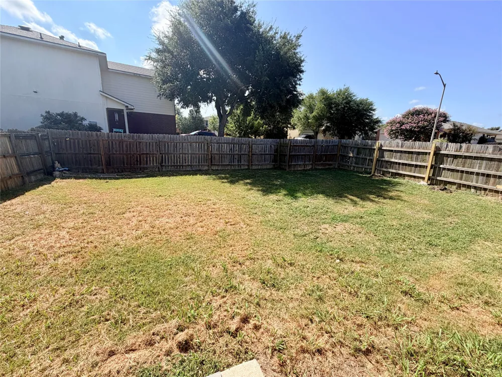 1148 Shadow Creek Boulevard Buda, TX 78610