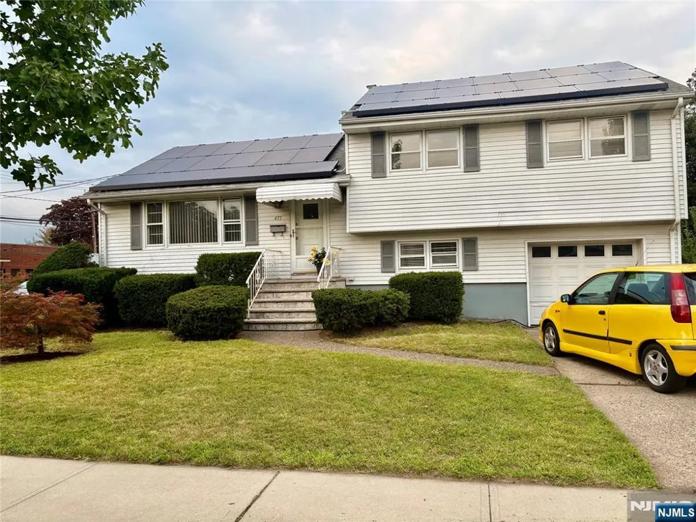 477 Chestnut Avenue South Hackensack, NJ 07606