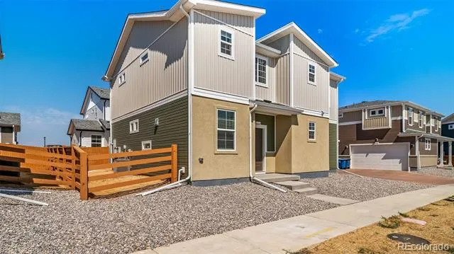 10122 Salem Court Commerce City, CO 80022