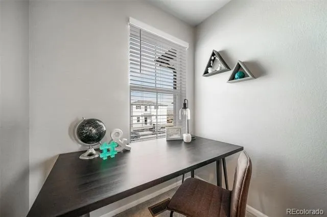 10122 Salem Court Commerce City, CO 80022