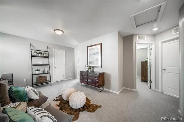 10122 Salem Court Commerce City, CO 80022