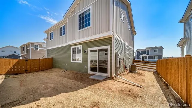 10122 Salem Court Commerce City, CO 80022