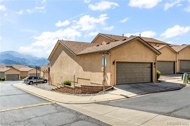 776 Bosque Vista Point Colorado Springs, CO 80916