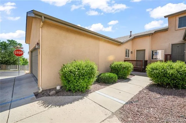 776 Bosque Vista Point Colorado Springs, CO 80916