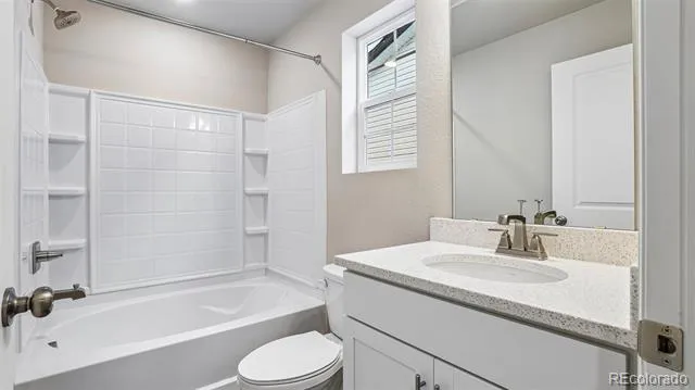4142 Graywood Drive Johnstown, CO 80534