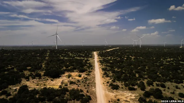 TRACT 5 LWR Hwy 377 Rocksprings, TX 78880