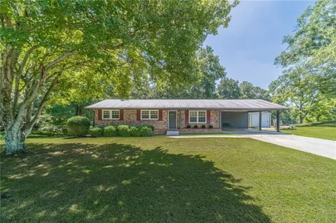 4619 Mountain View Road