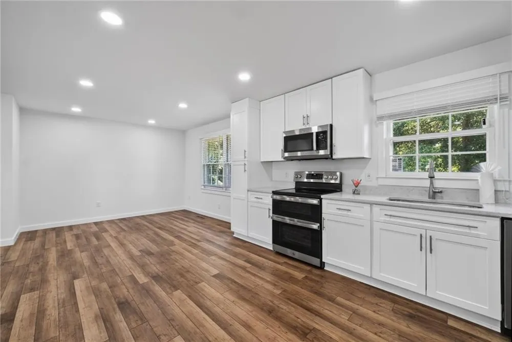 4619 Mountain View Road Oakwood, GA 30566