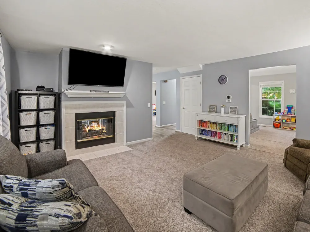 1917 Dykstra Road Muskegon, MI 49445