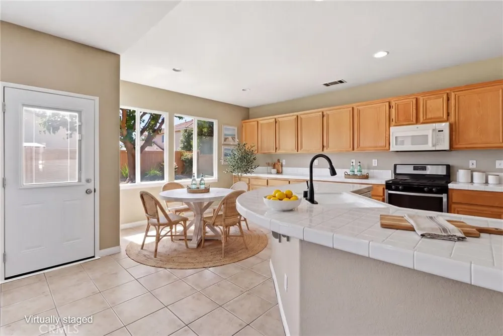 25317 Clear Canyon Menifee, CA 92584
