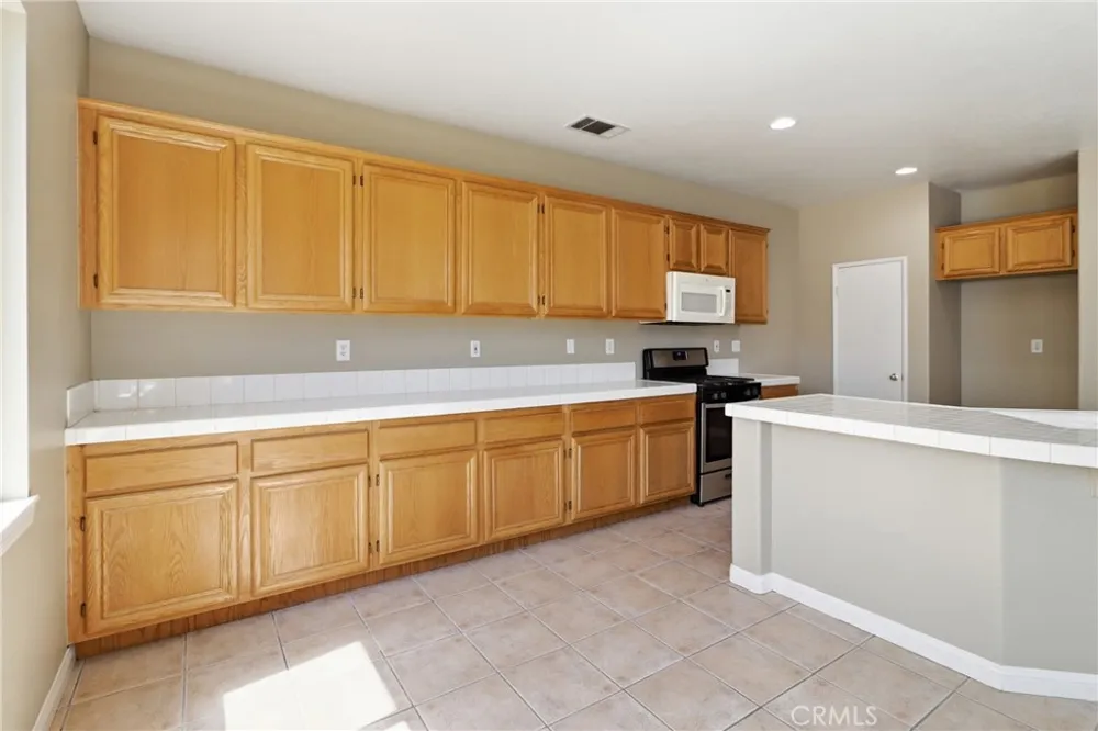 25317 Clear Canyon Menifee, CA 92584