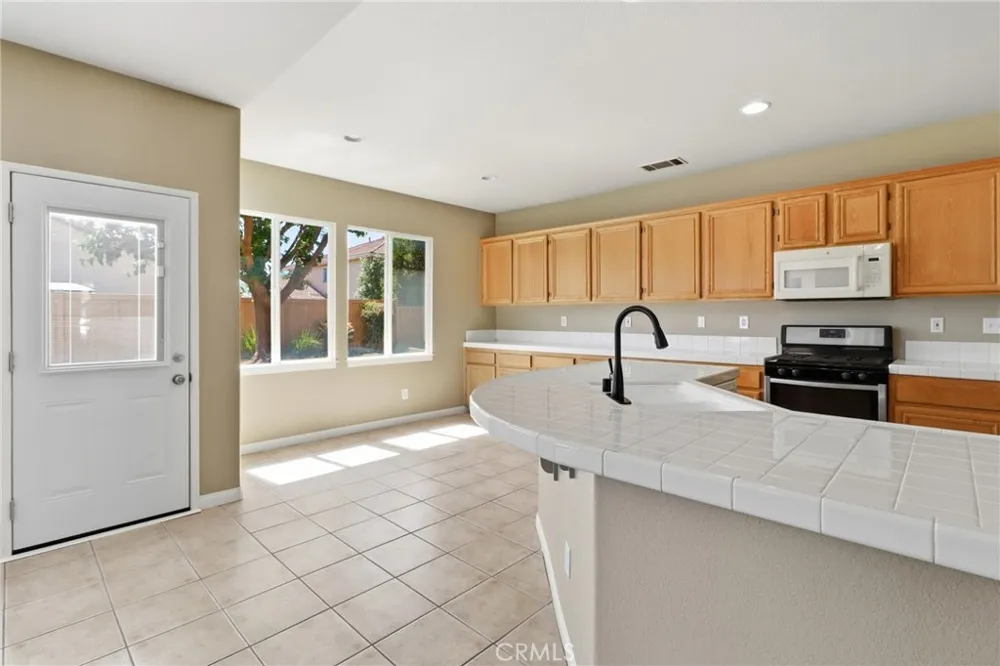 25317 Clear Canyon Menifee, CA 92584