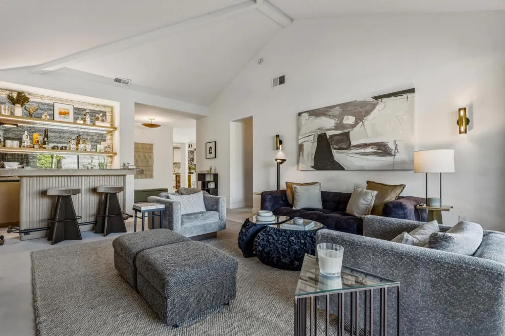 149 Lakeshore Drive Rancho Mirage, CA 92270