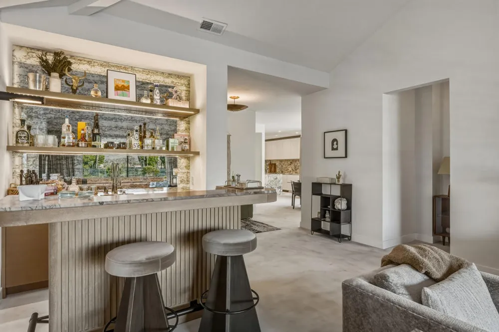 149 Lakeshore Drive Rancho Mirage, CA 92270