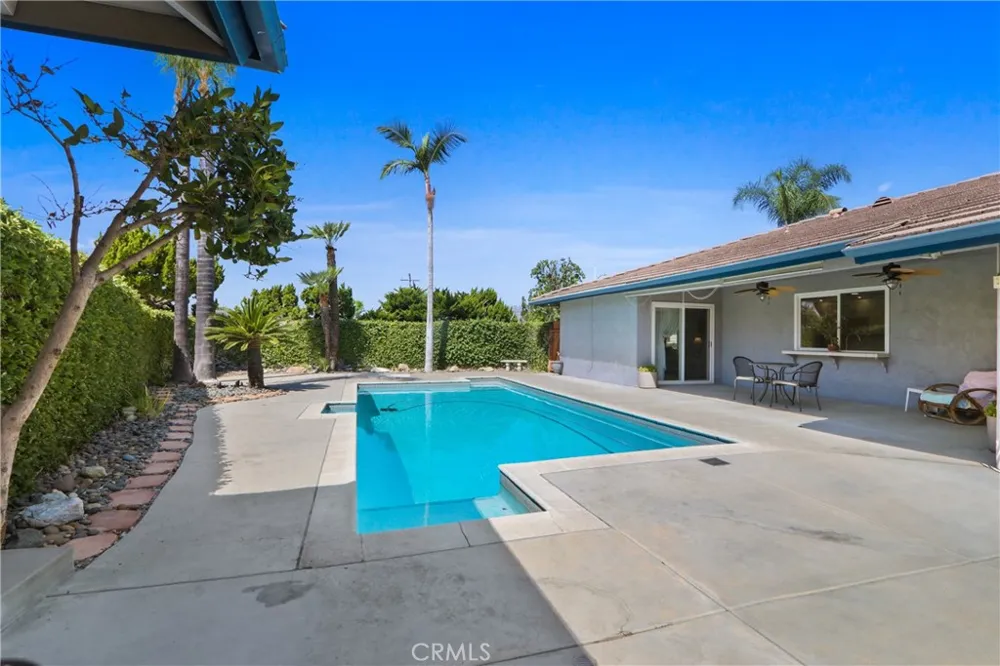 1414 E Laurel Glendora, CA 91741
