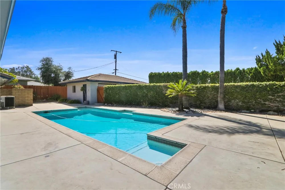 1414 E Laurel Glendora, CA 91741