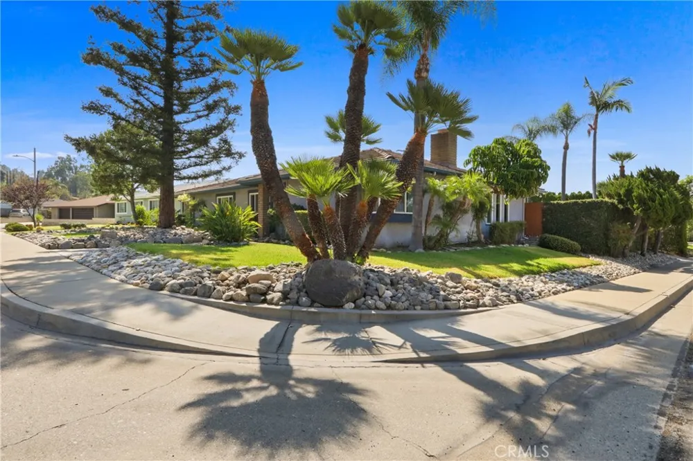 1414 E Laurel Glendora, CA 91741