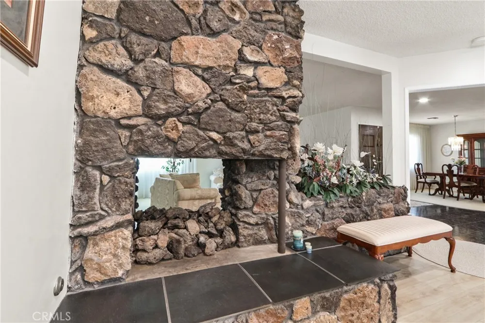 1414 E Laurel Glendora, CA 91741