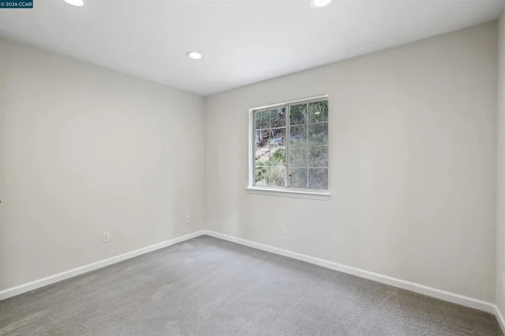 4354 Terrabella Way Oakland, CA 94619