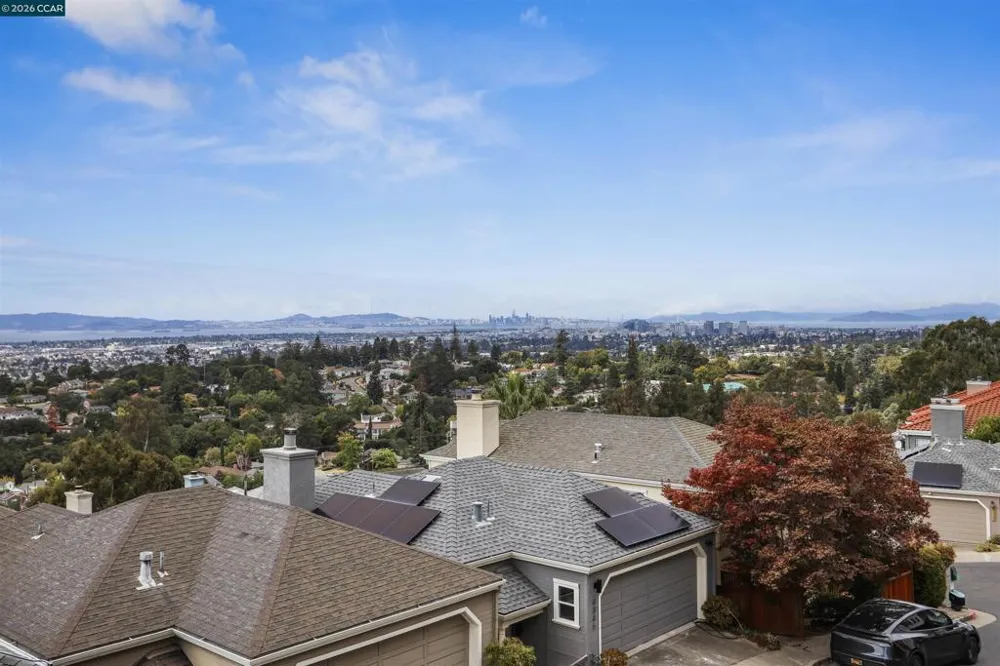 4354 Terrabella Way Oakland, CA 94619