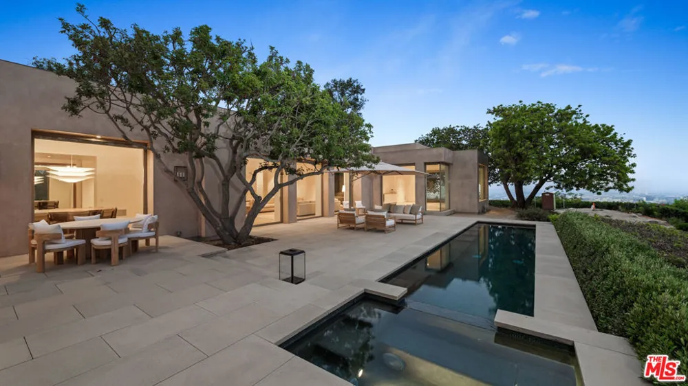 1016 Hillcrest Road Beverly Hills, CA 90210