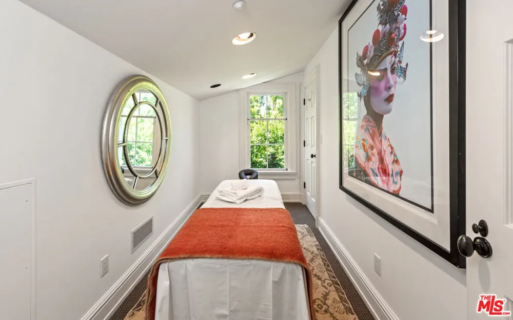 805 Alpine Drive Beverly Hills, CA 90210