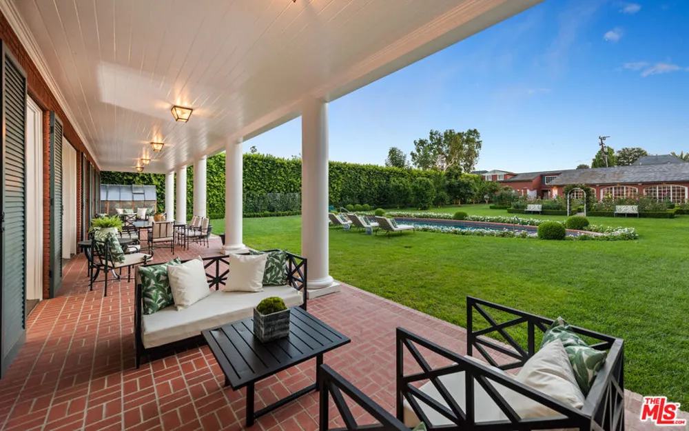 805 Alpine Drive Beverly Hills, CA 90210