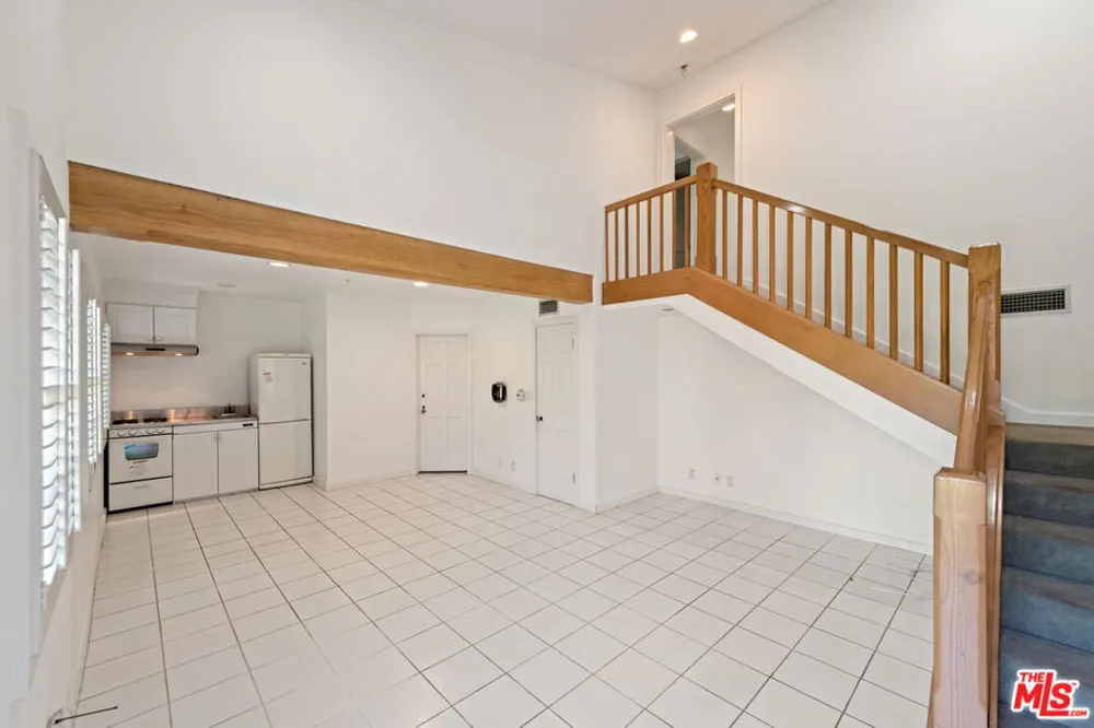 805 Alpine Drive Beverly Hills, CA 90210
