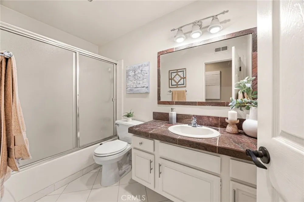 6 Los Felis Phillips Ranch, CA 91766