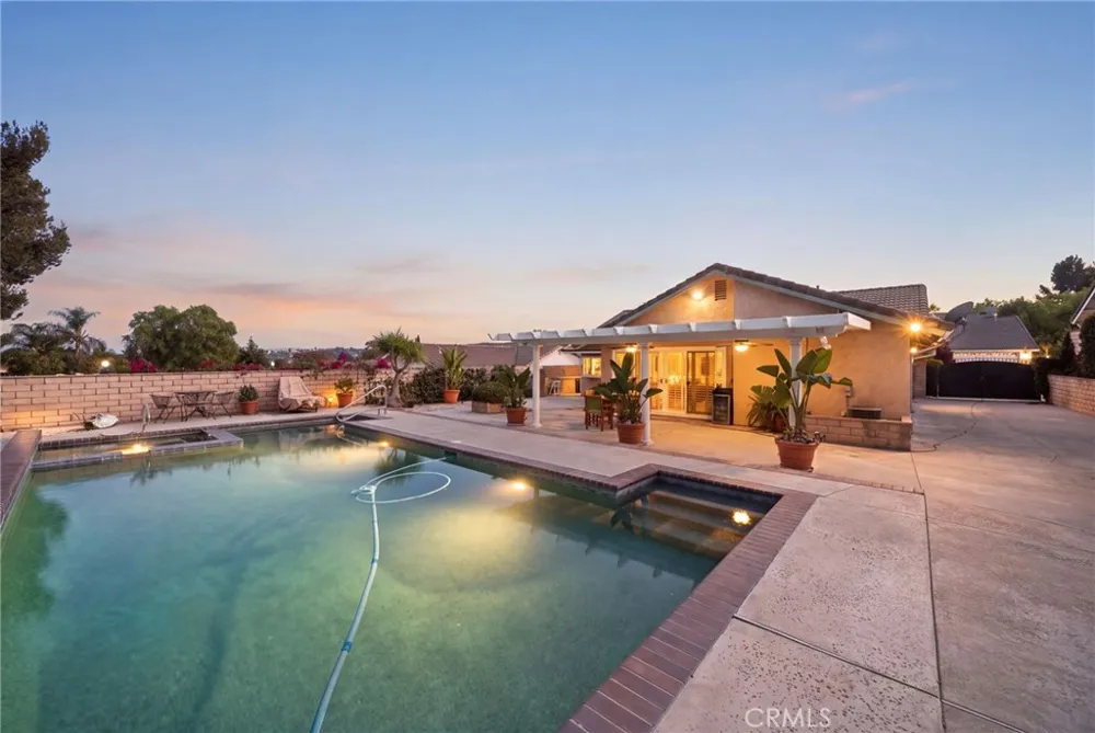 6 Los Felis Phillips Ranch, CA 91766