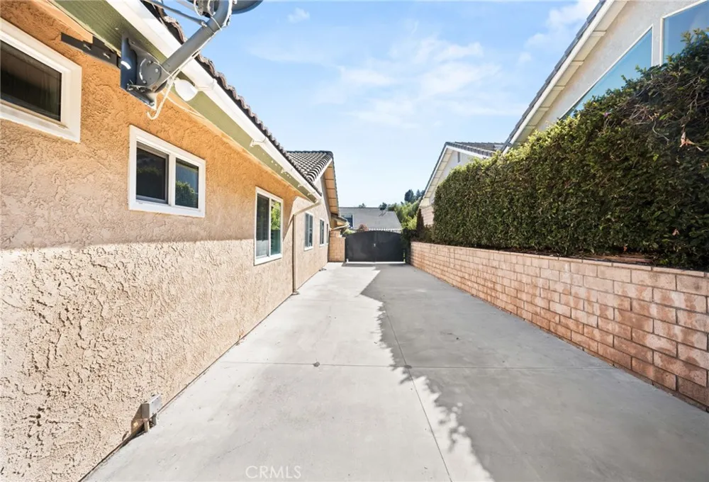 6 Los Felis Phillips Ranch, CA 91766