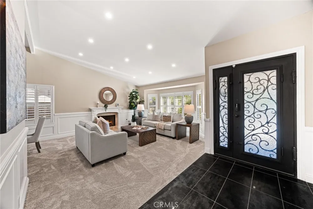 6 Los Felis Phillips Ranch, CA 91766