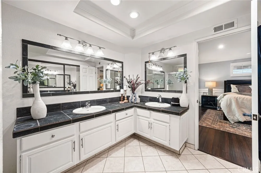 6 Los Felis Phillips Ranch, CA 91766