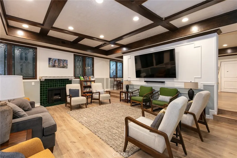 330 Cordova Street #327 Pasadena, CA 91101