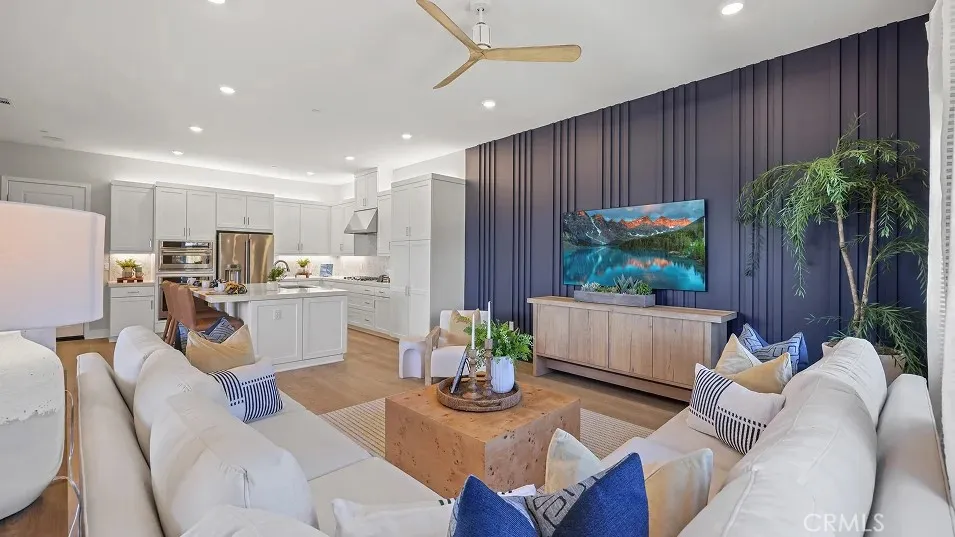 27308 Fox Den Place Valencia, CA 91381