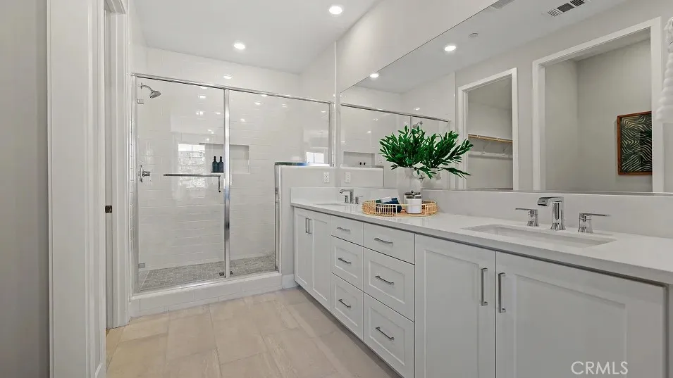 27308 Fox Den Place Valencia, CA 91381