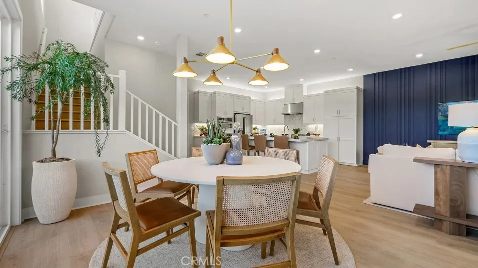 27308 Fox Den Place Valencia, CA 91381
