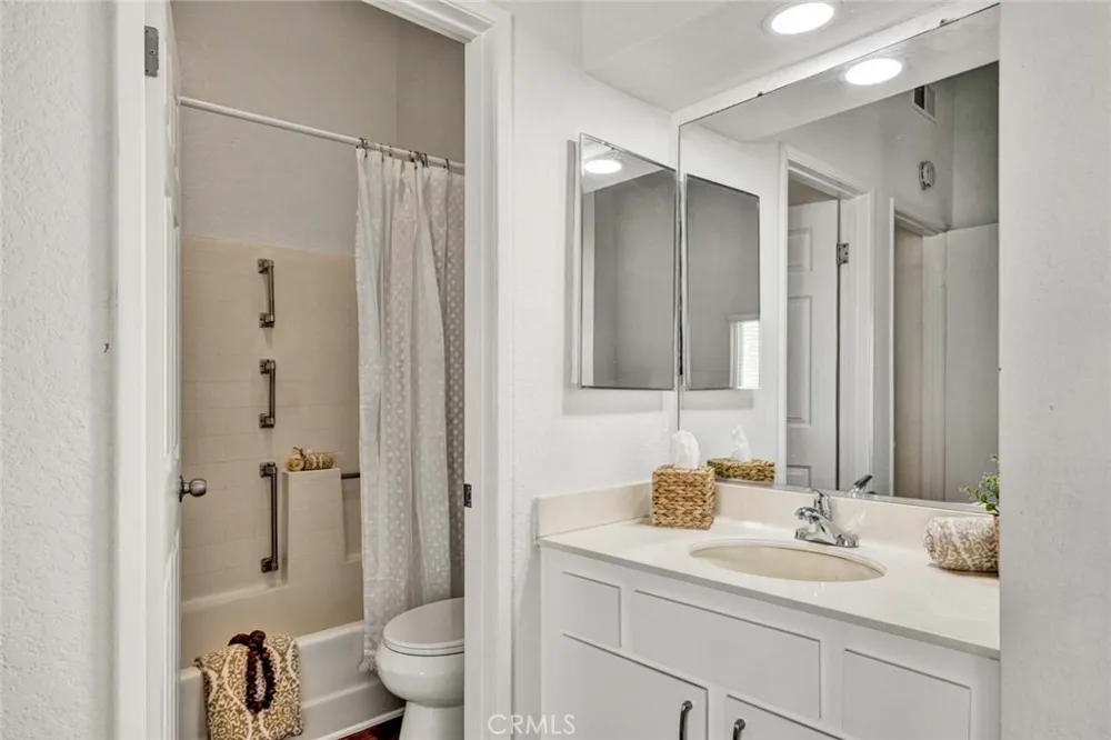 22 Aruba Laguna Niguel, CA 92677