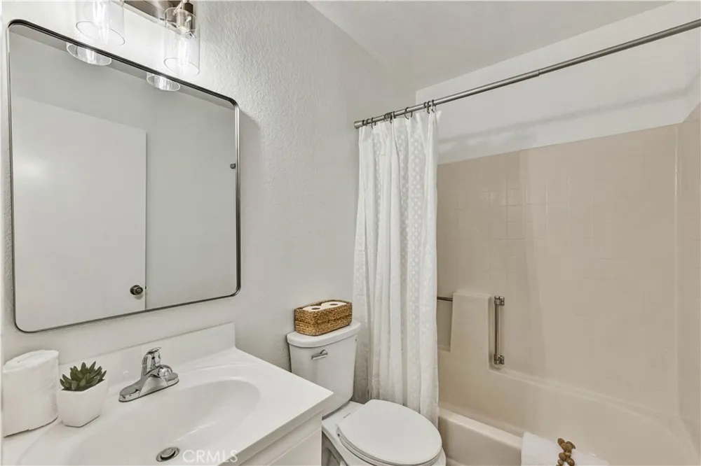 22 Aruba Laguna Niguel, CA 92677