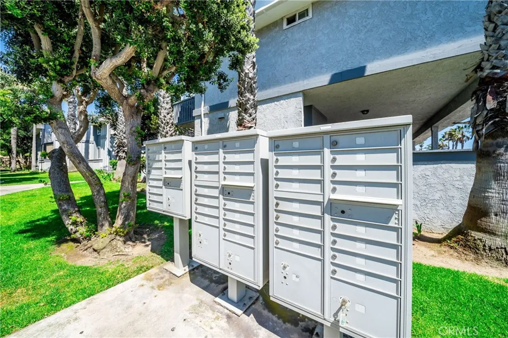 16932 Pacific Coast Highway #102 Huntington Beach, CA 92649