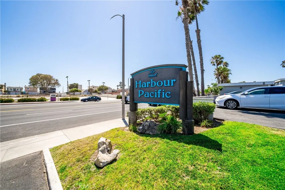 16932 Pacific Coast Highway #102 Huntington Beach, CA 92649