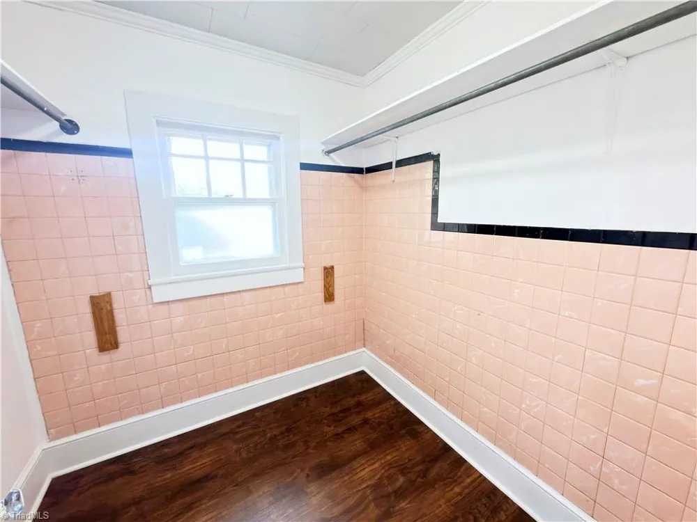 536 Main Street Jonesville, NC 28642