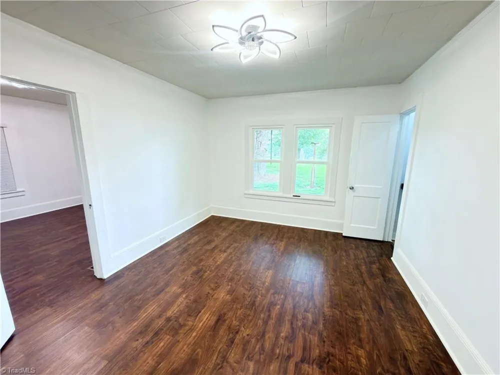 536 Main Street Jonesville, NC 28642